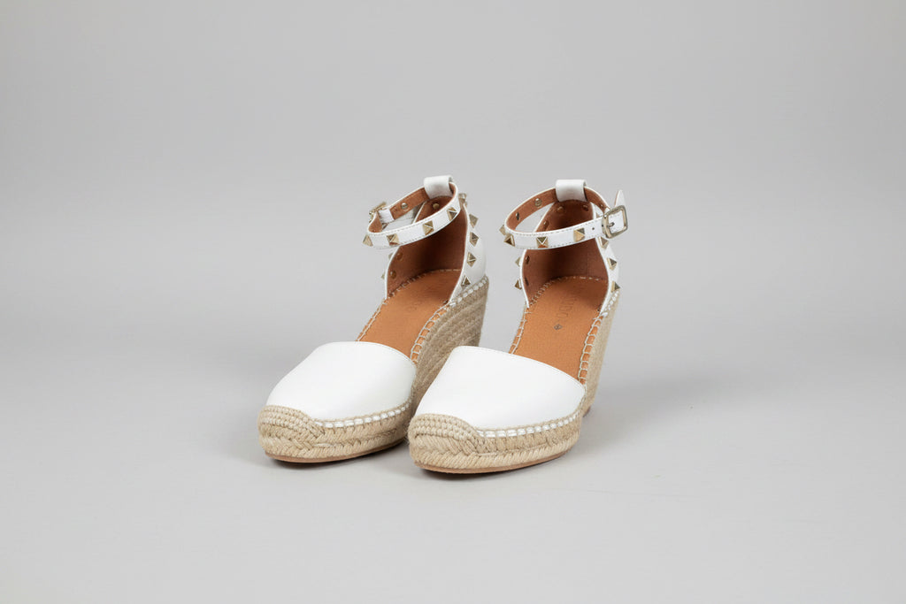 maypol Shoes 6.5 cream studded espradille